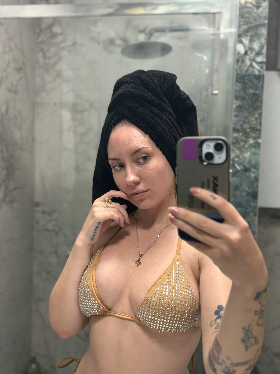 Nude girl KateV in Amman