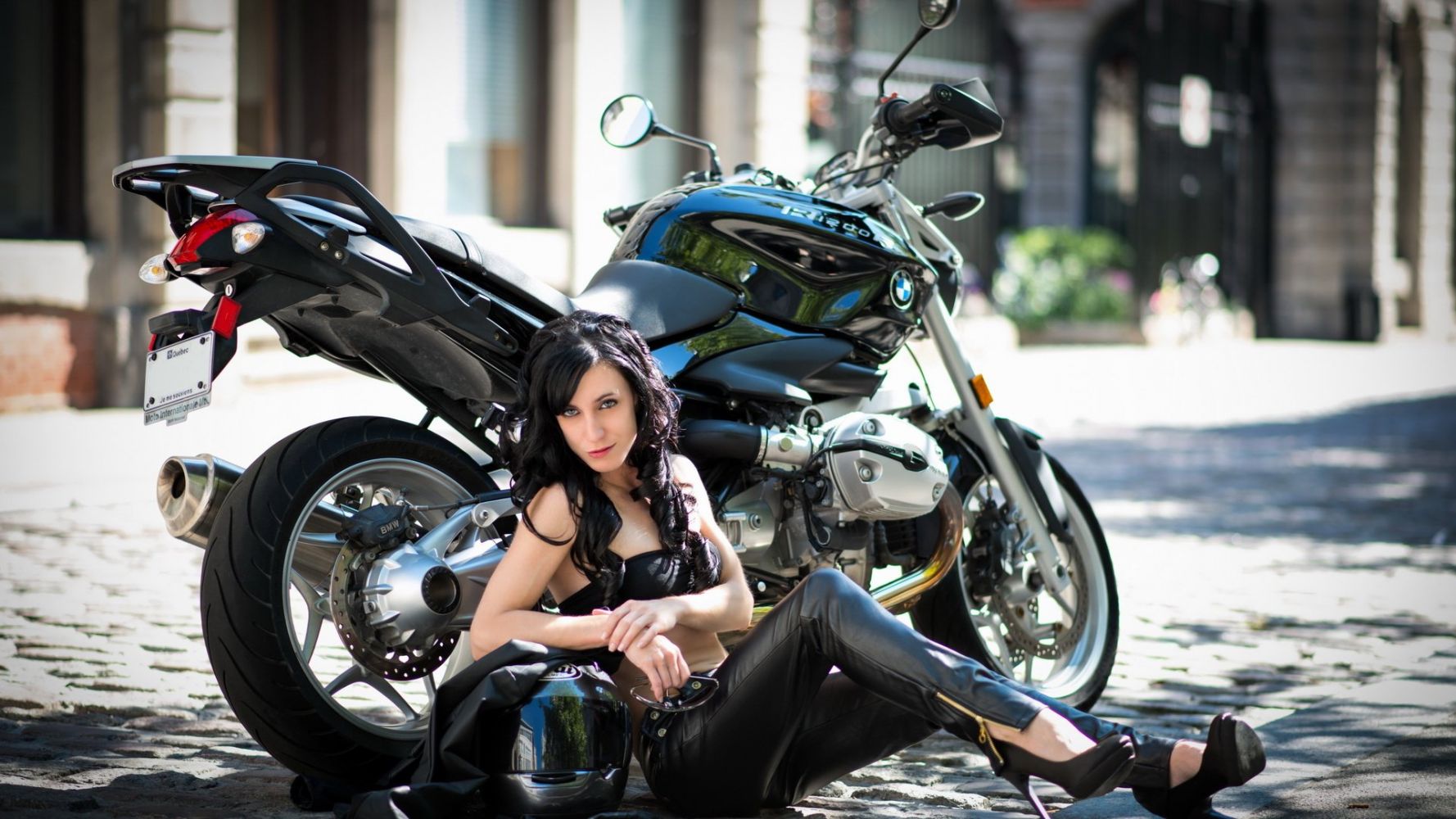 European women on bikes in Amman