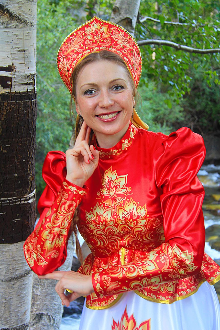 Women in Slavic costumes in Amman