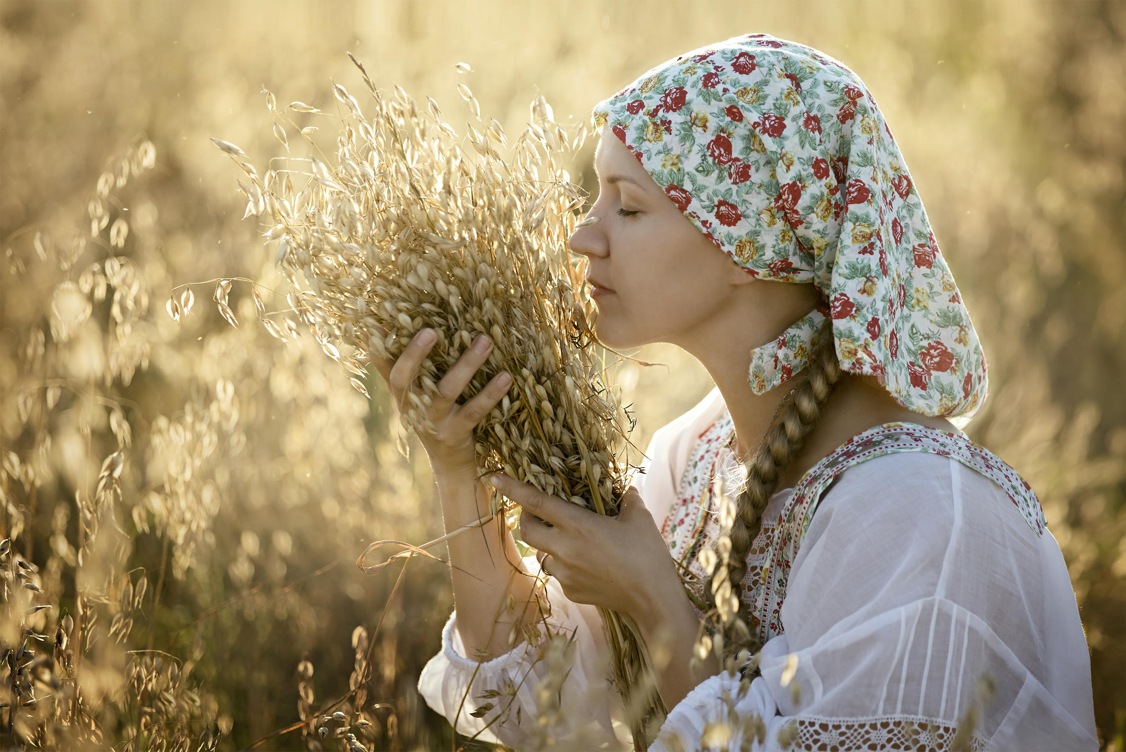 Photo Women in Slavic costumes in Amman