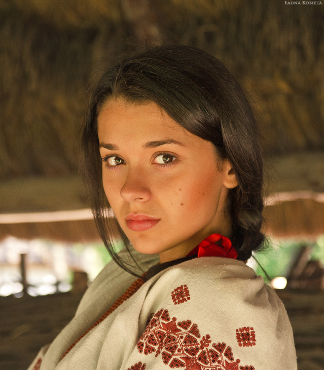 Girls in Slavic costumes in Amman
