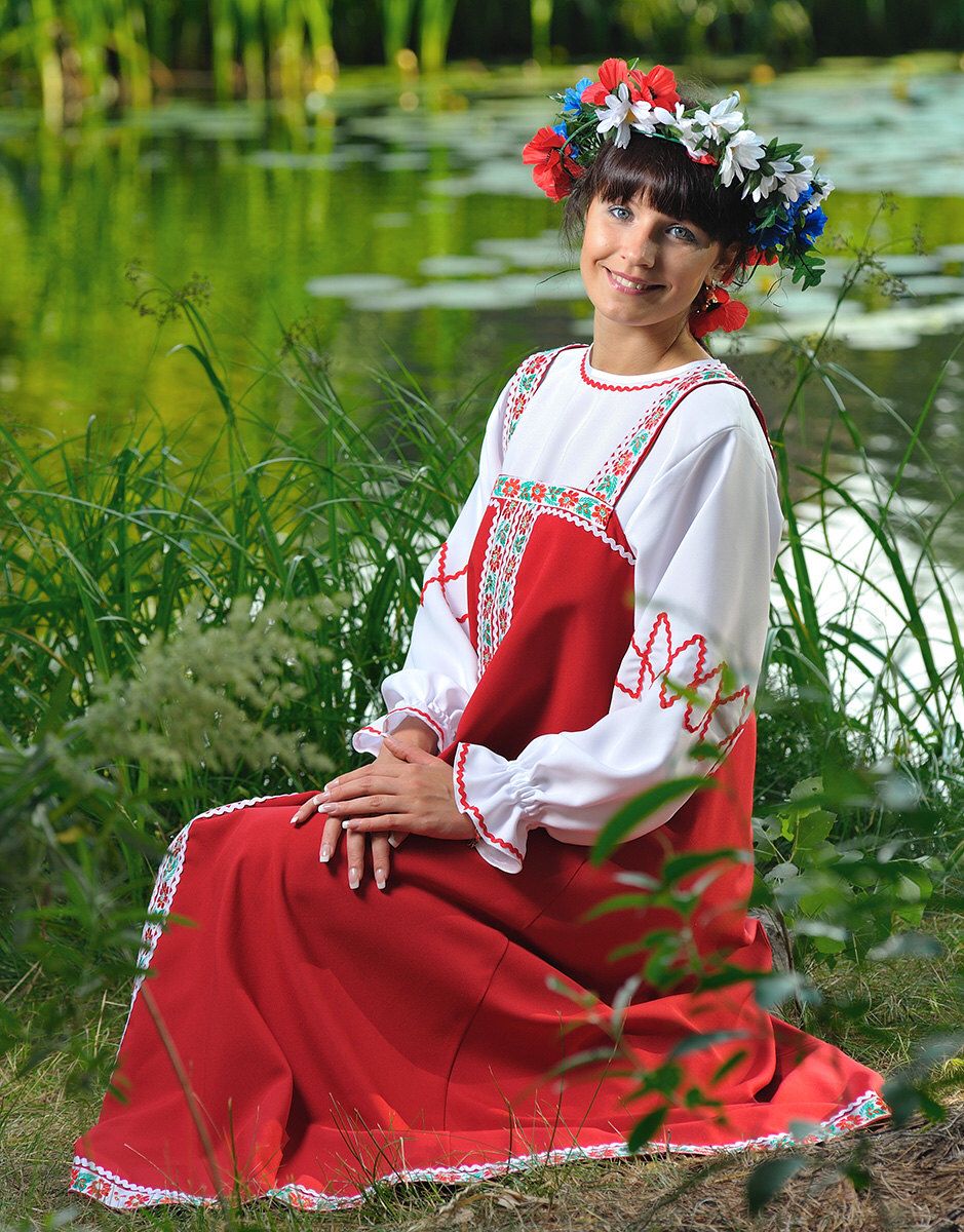 Beautiful girl Girls in Slavic costumes in Amman