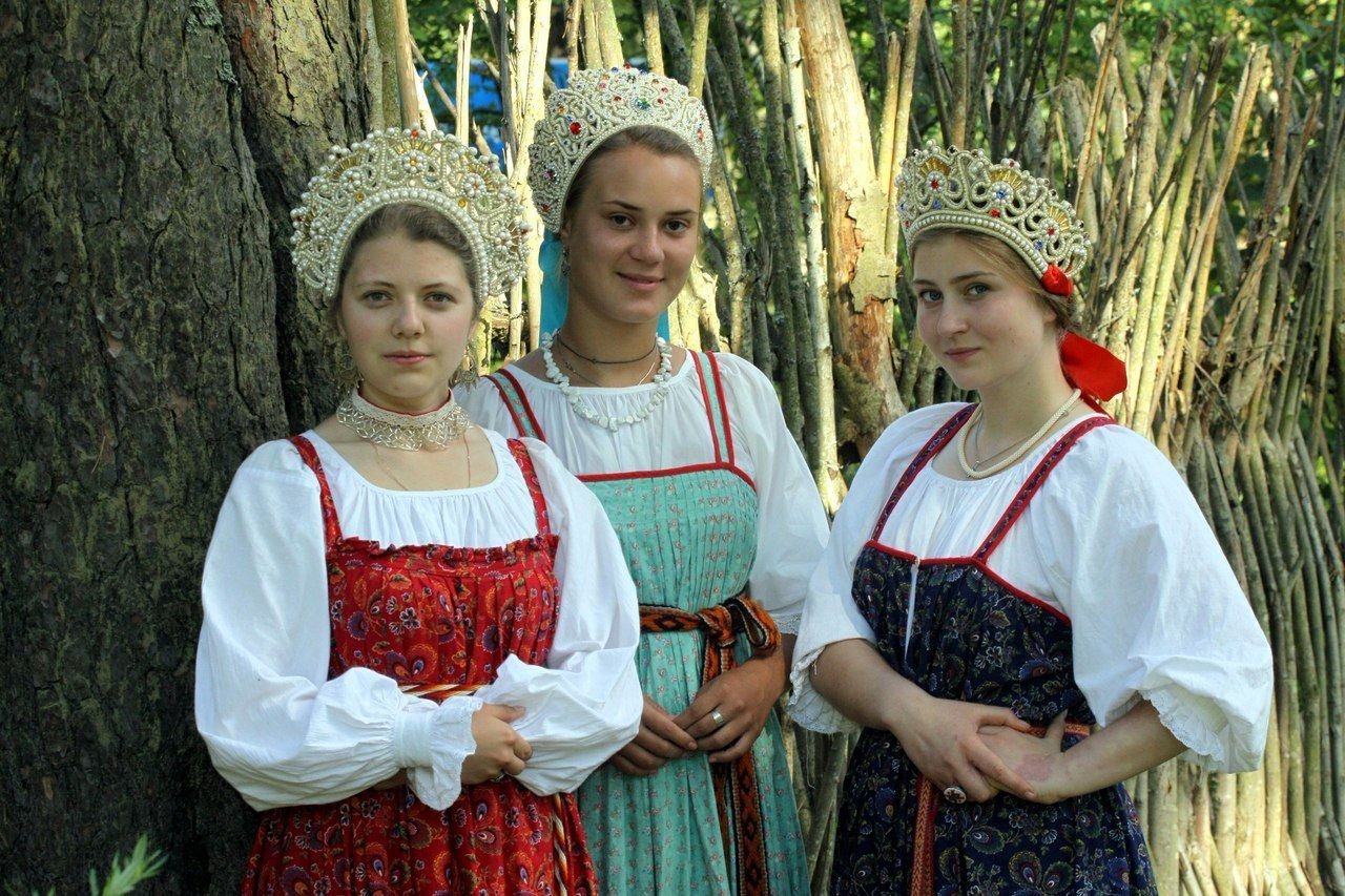 Sexy model Girls in Slavic costumes in Amman