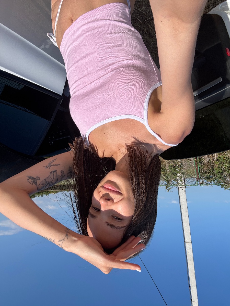 Sexy model Tina in Amman